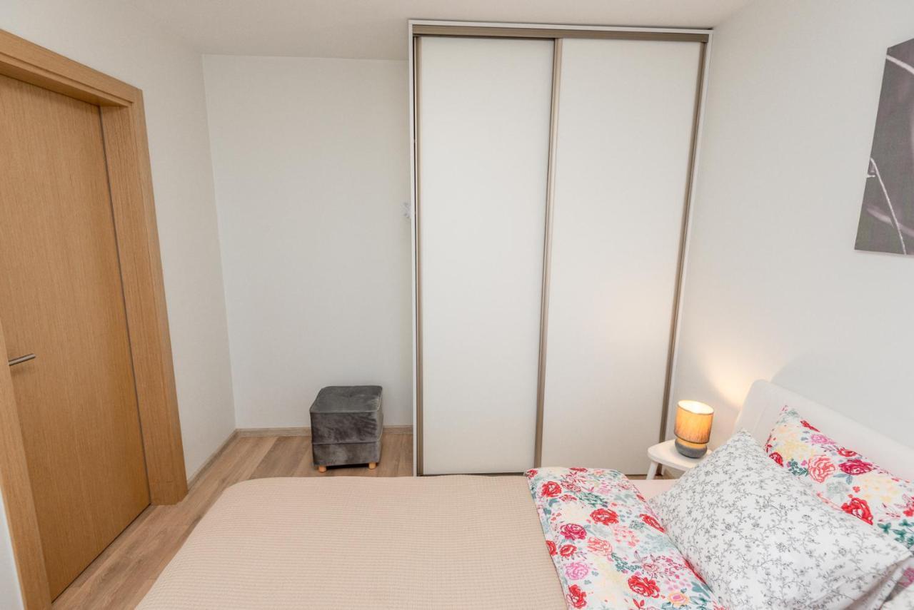 Apartament Maluno Palanga Bagian luar foto